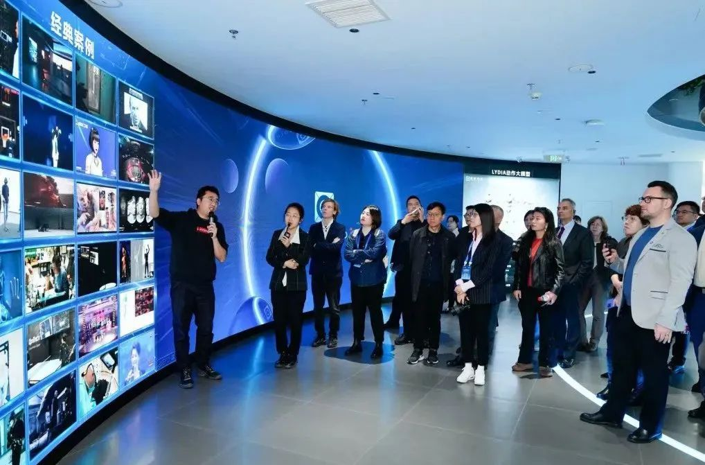 霸榜 | 四大榜单尽数席卷，，，，，，，，德赢VWIN一连五年斩获“极光”大奖