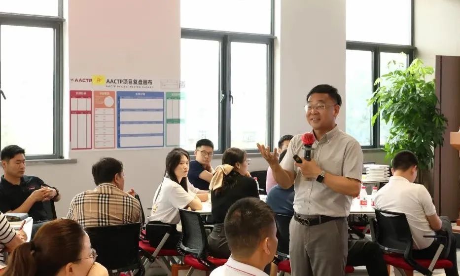 赋强人才生长 | “复盘中国行?走进德赢VWIN”学习活动乐成举行